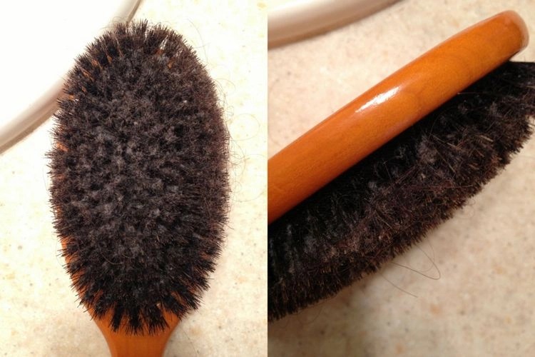 clean-brush-from-boar-bristle-and-wood