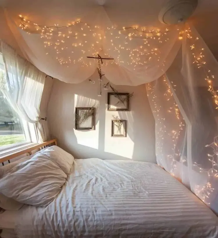 decoration-ideas-for-valentine's-day-light-string-bed-washing-romantic