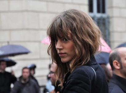 easy-to-style-haircut-2023-ideas-trendy-hairstyles