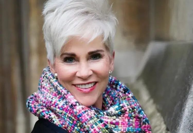 feathered pixie haircut short hair for women over 60 bangs