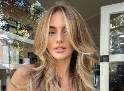 gorgeous looking hair in layers butterfly haircut