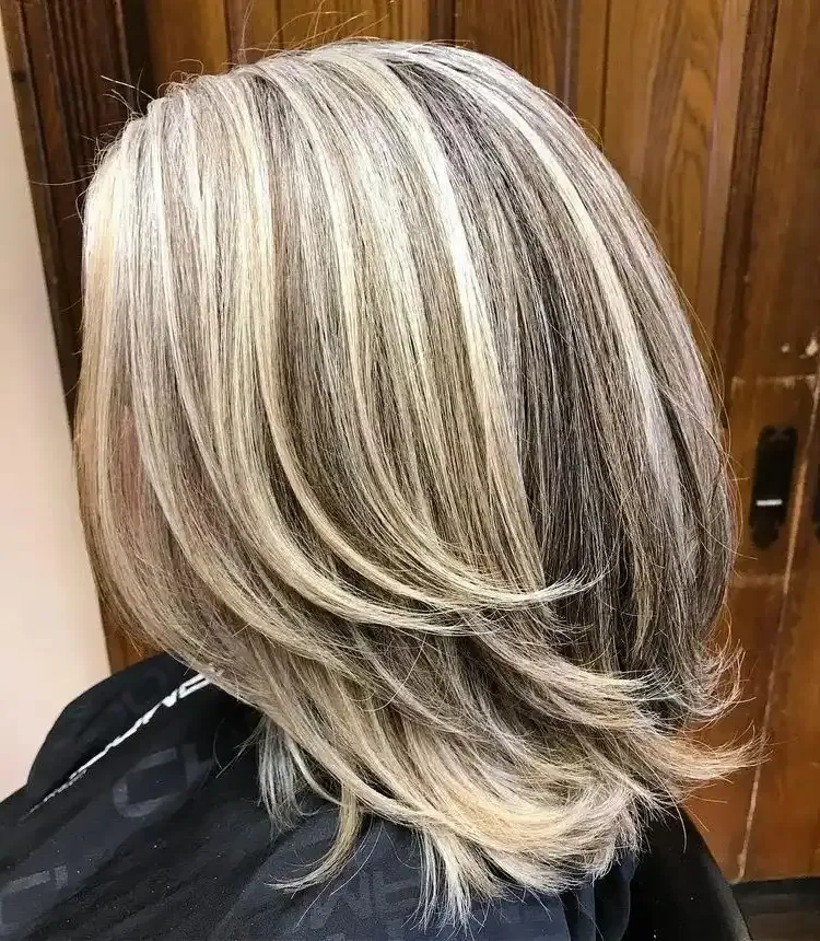 hair color trends 2023 natural gray with highlights