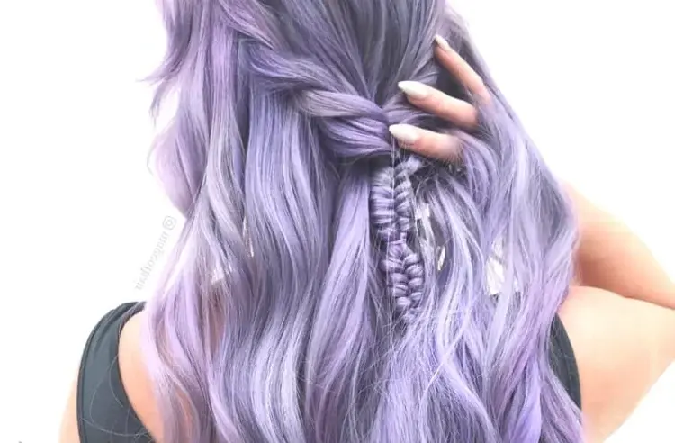 hair-pastel-lavender-mauve-colour-chic-trend-2023