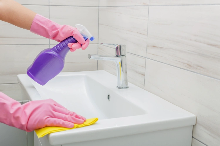 how to clean a bathroom sink baking soda water vinegar