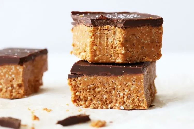 make your own crispy chocolate bars 