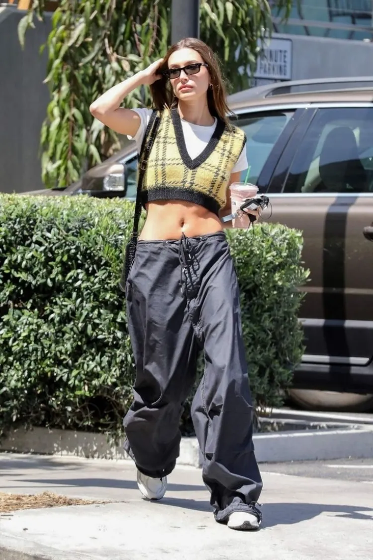 Parachute Pants - How To Wear The Beloved Y2K Trend Like A Real