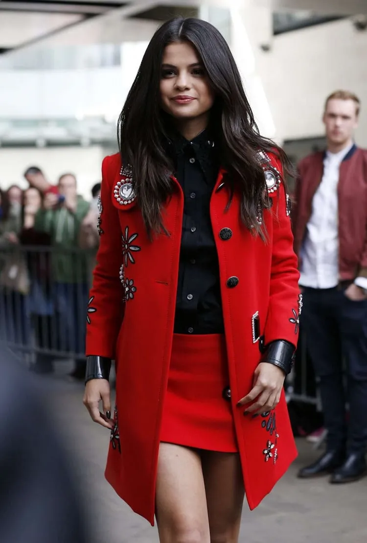 red outfits for friday_selena gomez style