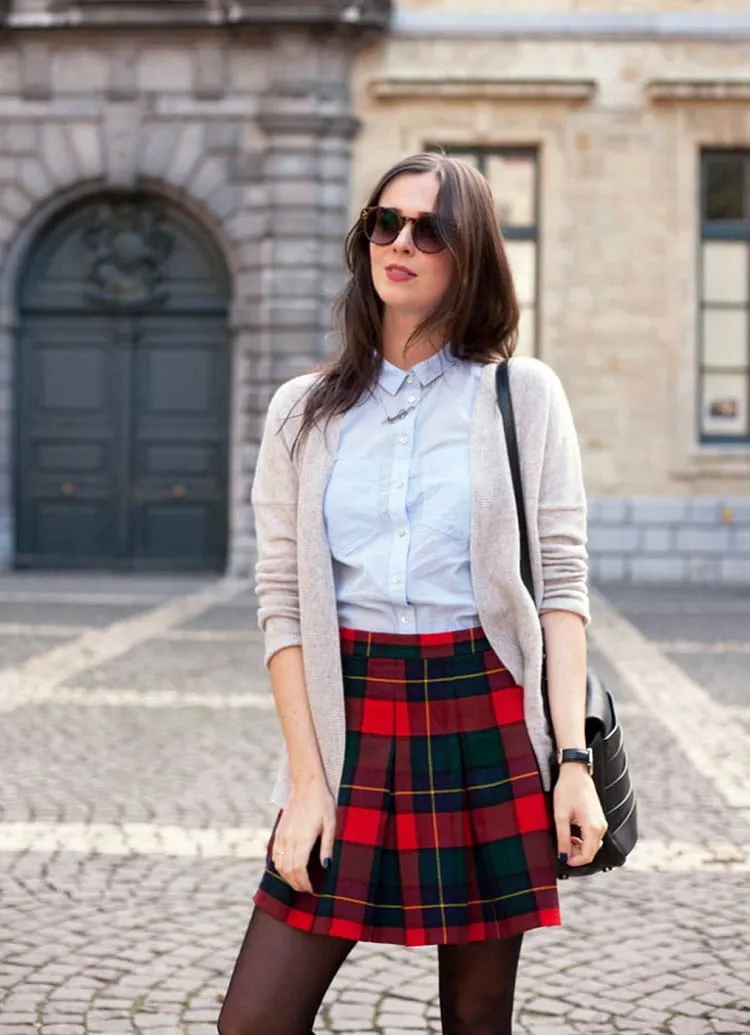 red plaid skirt_plaid skirt outfit