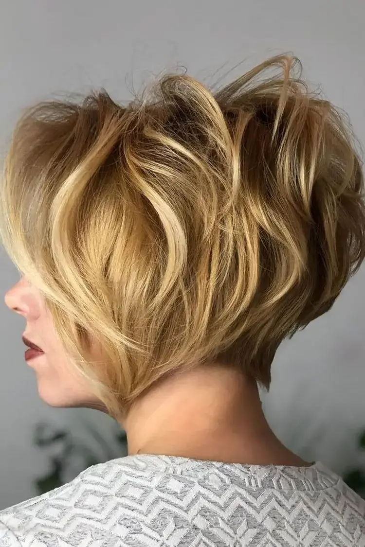 sand color hair layered pixie bob trends 2023