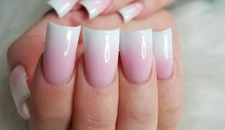 simple nail designs_white and pink nails