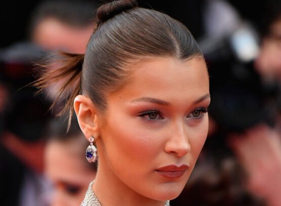 slicked-back bun trend 2023_bun trends 2023