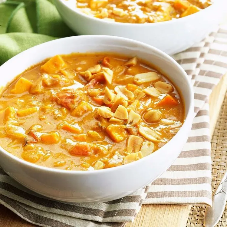 spicy soup with peanut butter