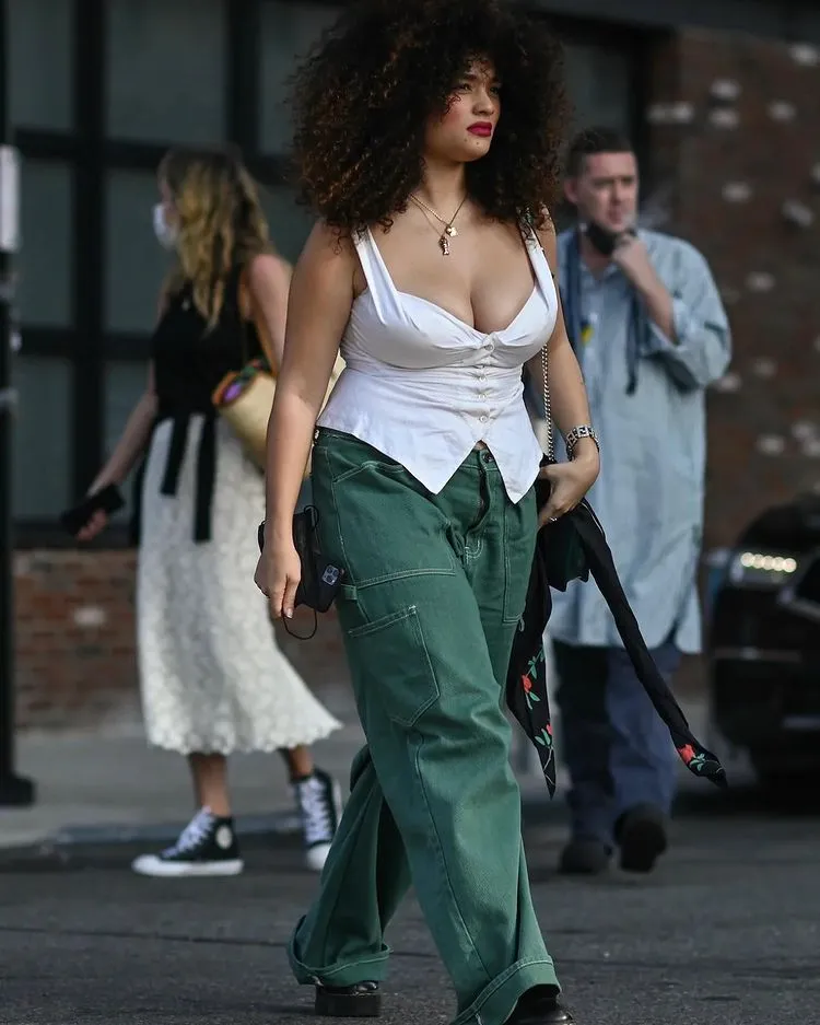 spring trends curvy women 2023 how to hide wide hips