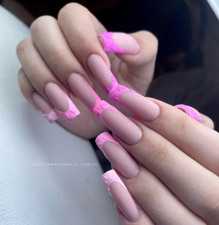 sweater nails for valentines day cute and trendy idea