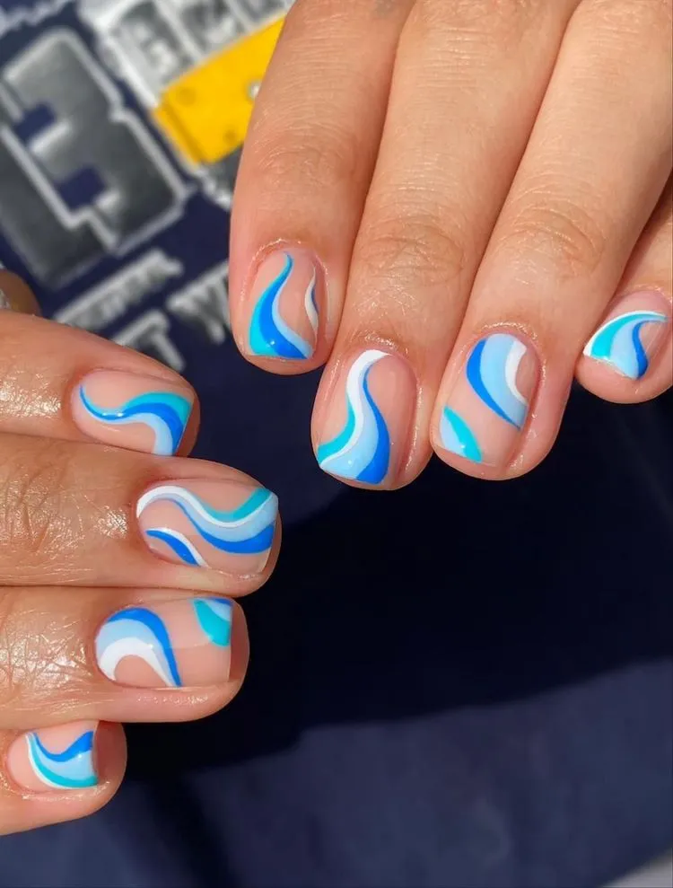 swirl nail art on short nails