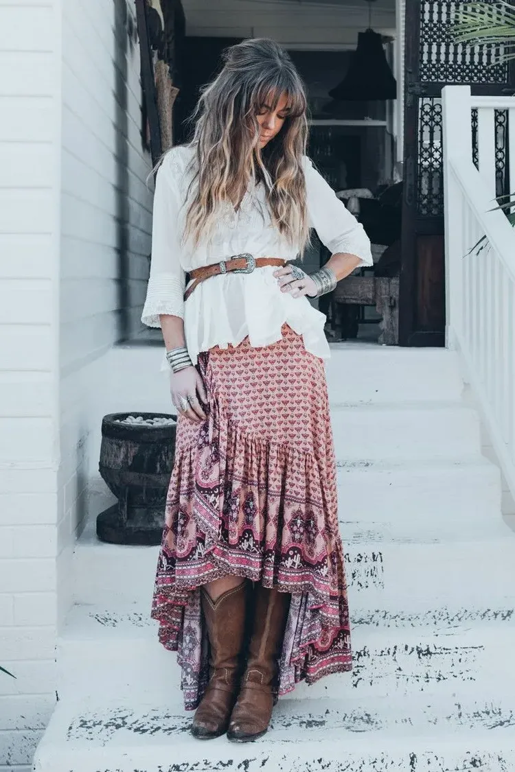 trendy skirt 2023 goes with cowgirl boots