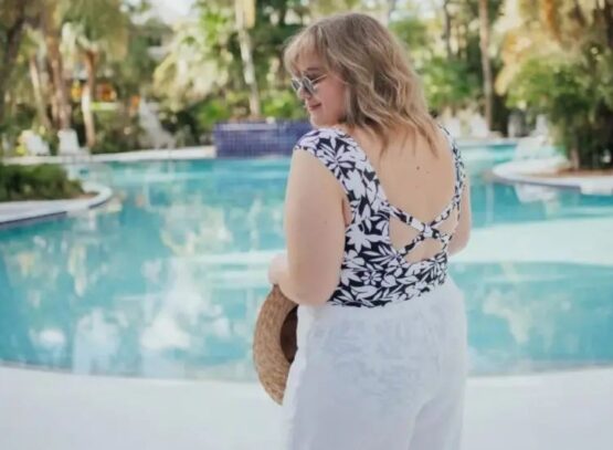 what swimsuit to wear to hide back fat women fashion tips curvy