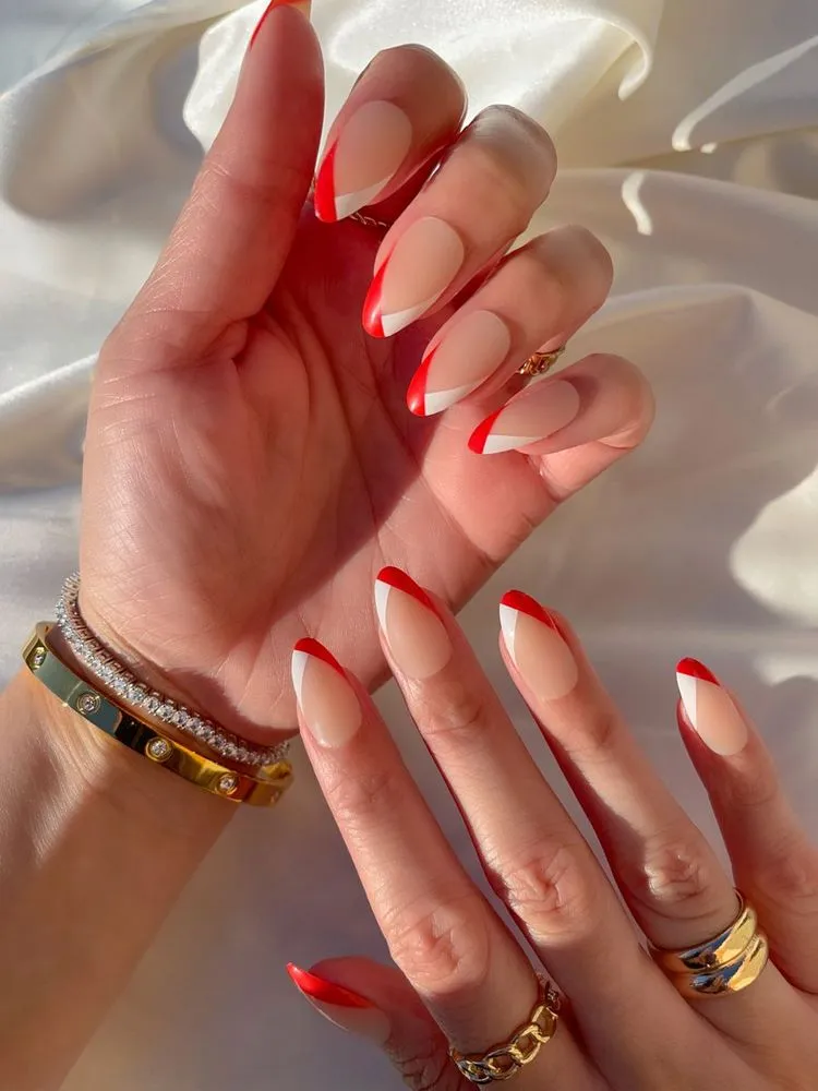 nail colors for minimalist manicure designs in 2023