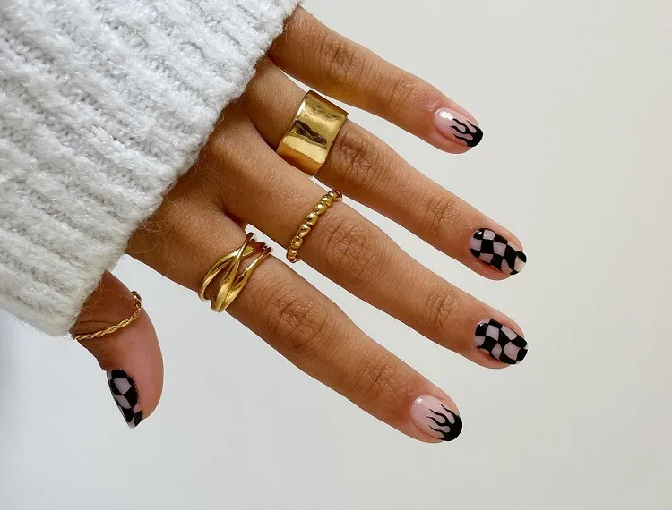 black nails ideas 2023 trendy manicure for the spring