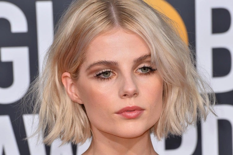 bob haircut with scandi waves spring hair trends 2023