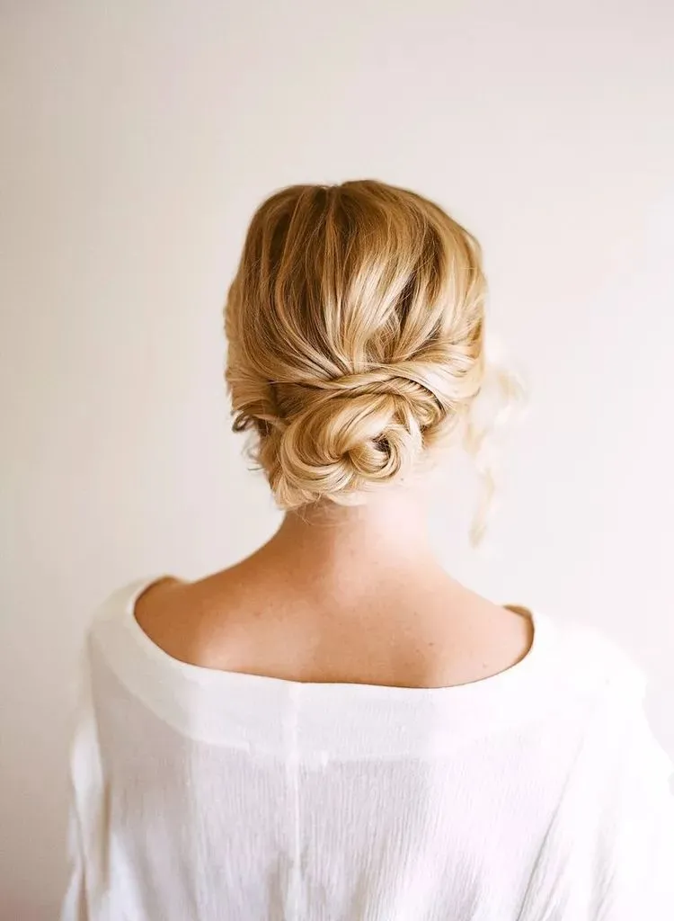 buns for short and mid length hair