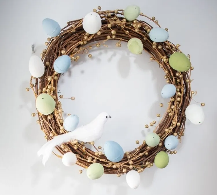 easter egg wreath diy ideas minimalist pastel colors