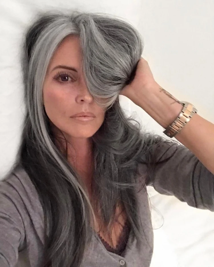 fashionable hair colouring for greying hair