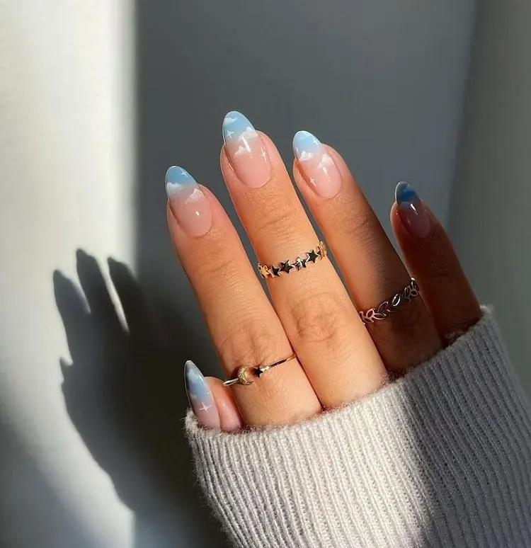 french tip clouds manicure