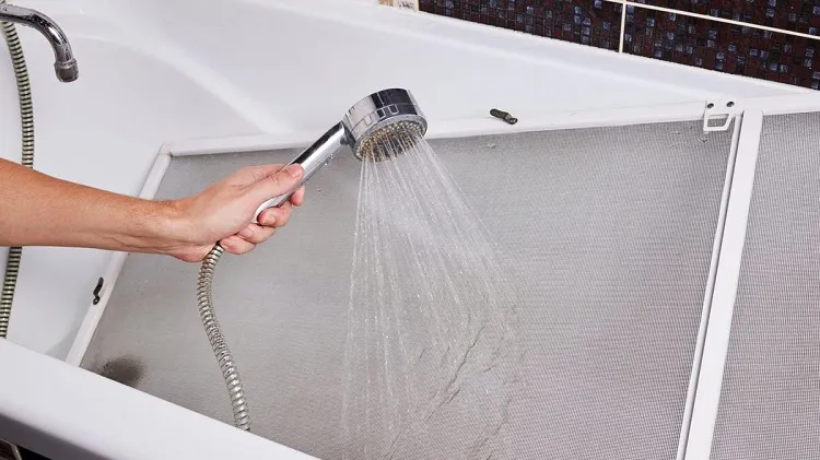 how to clean a window screen with water steam