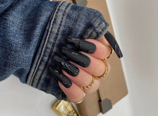long matte black nails with glossy decoration trendy manicure ideas 2023