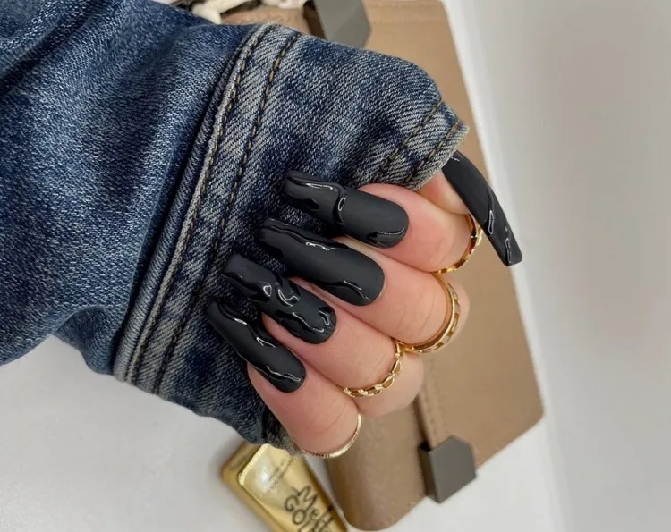long matte black nails with glossy decoration trendy manicure ideas 2023