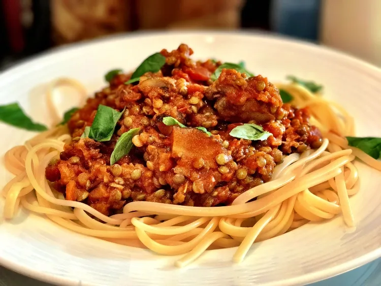 no meat dinner ideas vegan bolognese spaghetti pasta