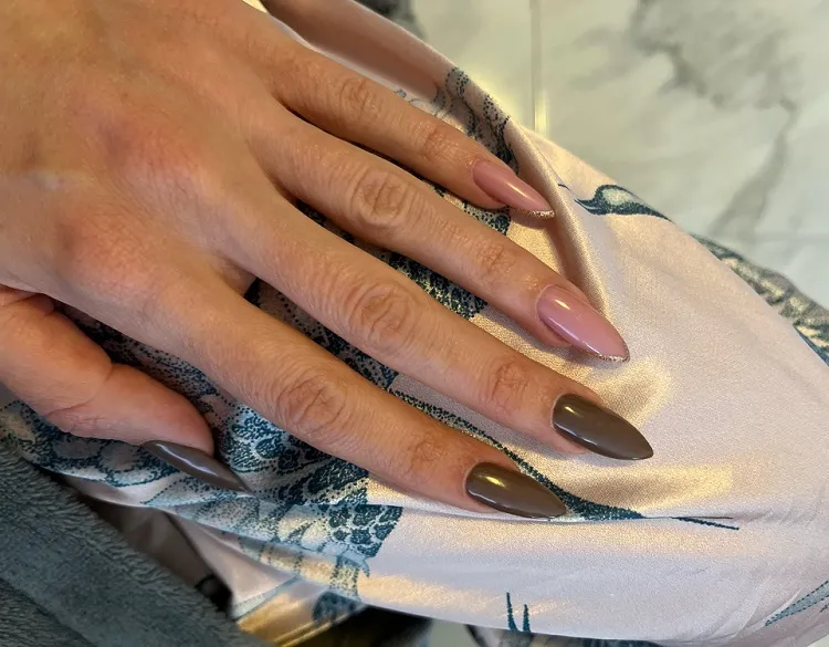 posh nails manicure trends spring 2023
