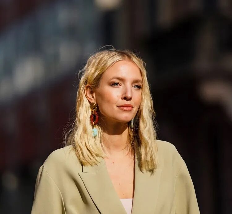 scandi waves hairstyle 2023 ideas how to style
