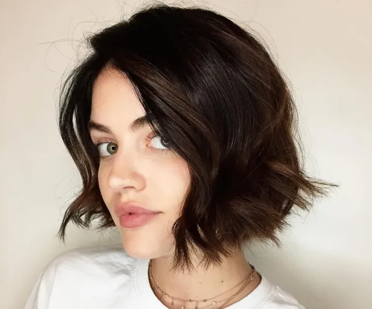 short tapered bob for thick hair 2023