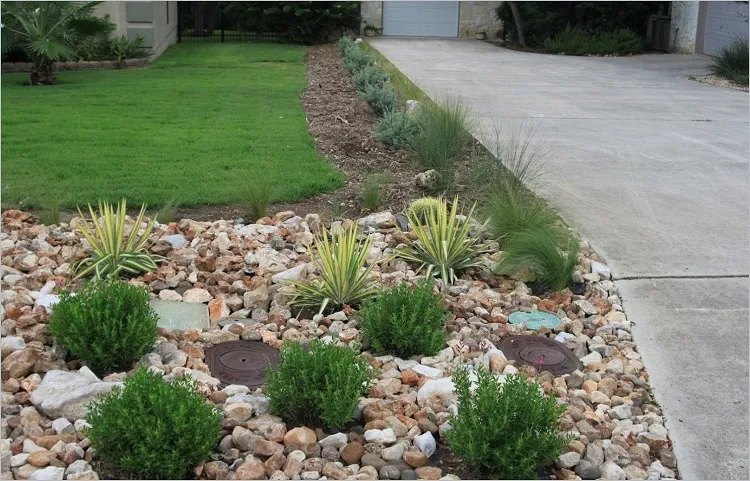 small desert rocks end of driveway landscaping ideas