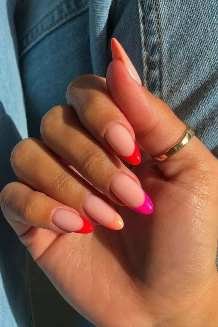 spring-nail-colors-2023-french-tips-red-pink-orange-trendy-fashion-week-new-york-inspo