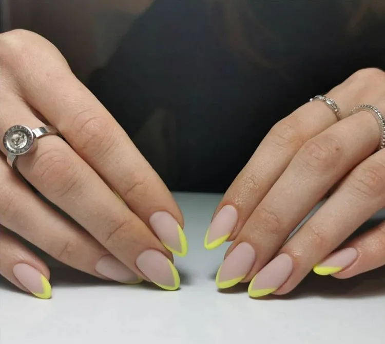 spring nail trends 2023 posh clean girl old money manicure ideas
