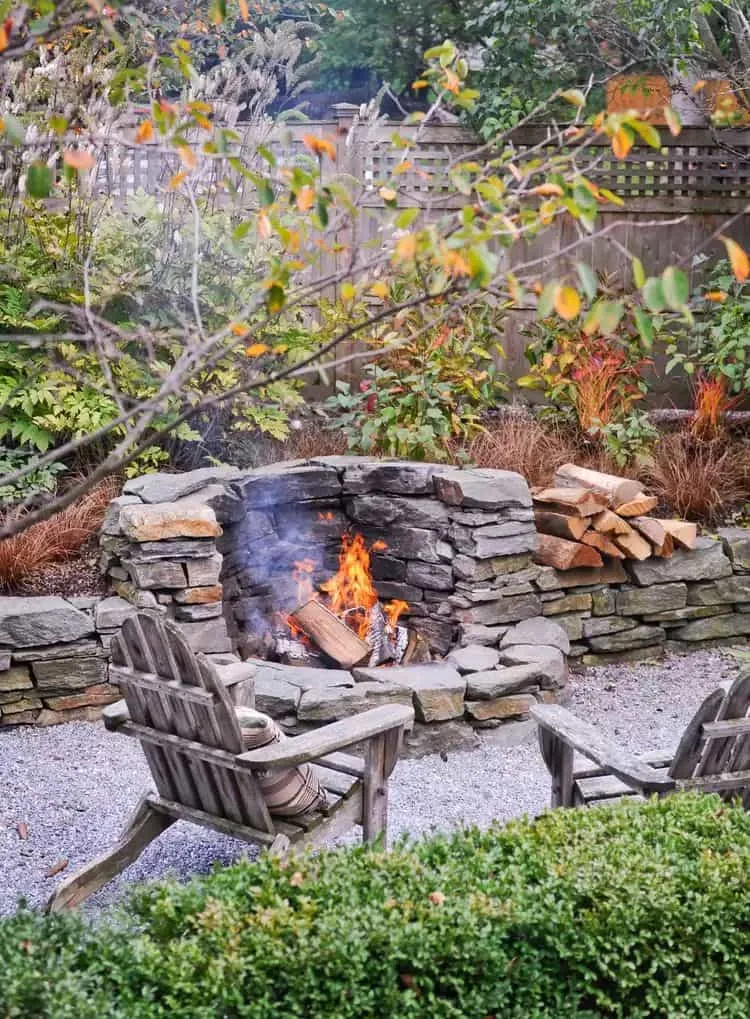 stone fire pi wall backyard