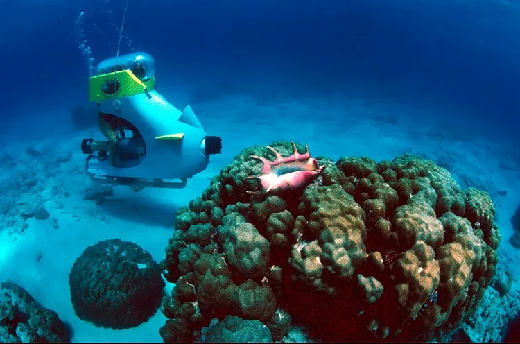 sub scooter diving underwater waterfall mauritius