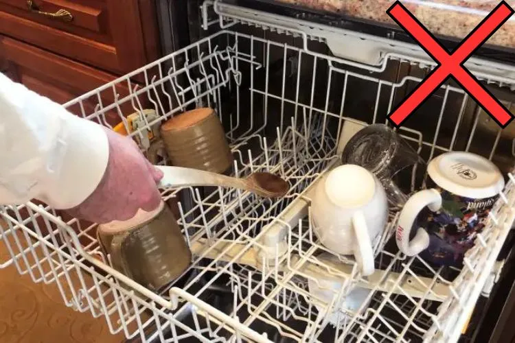 things to never put in dishwasher wood in dishwasher