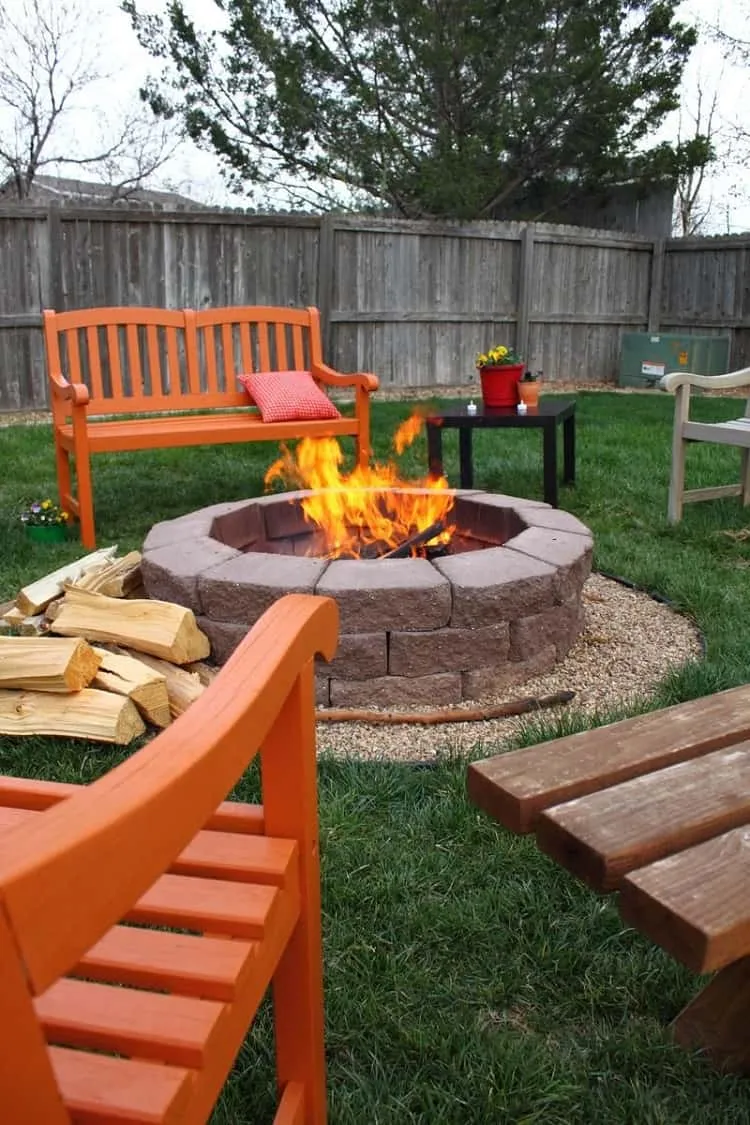 what looks good around a fire pit