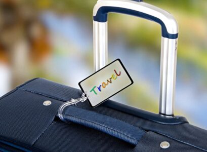 what you should and should not include in a luggage tag