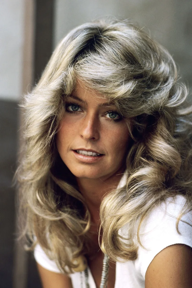 70s hairstyles romantic casualness bouncy waves gorgeous look