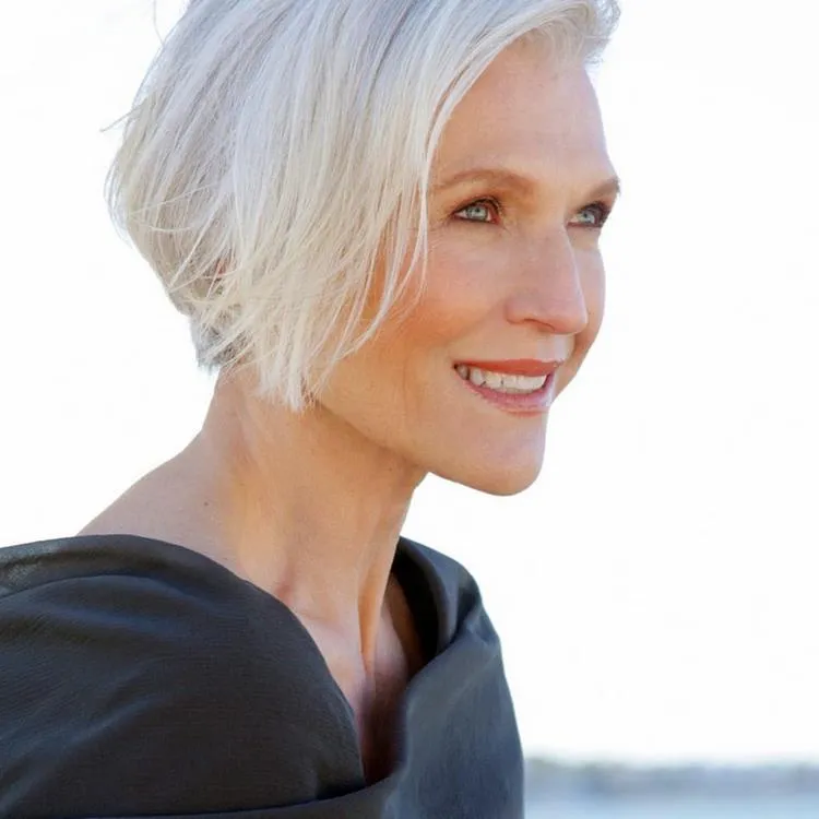 neutral makeup for older women with white hair