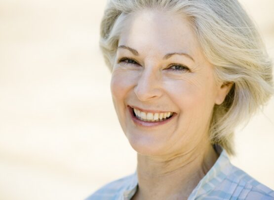 what is the best hair length for women over 50 experts advice stylish haircuts