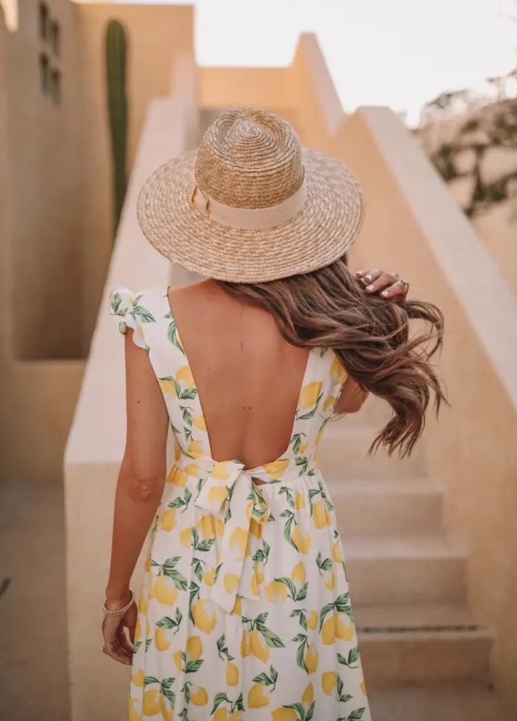 backless summer dress with lemon print 2023