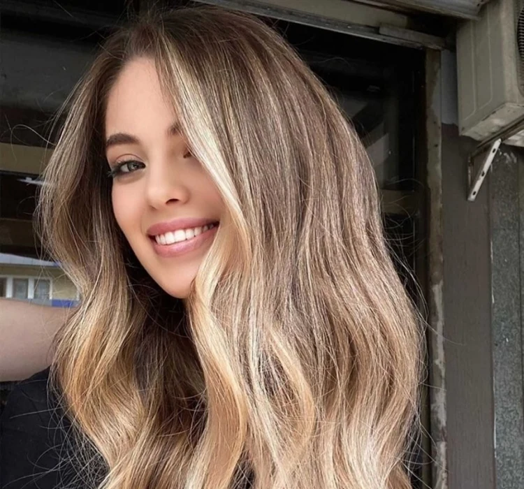 balayage for light hair trends 2023
