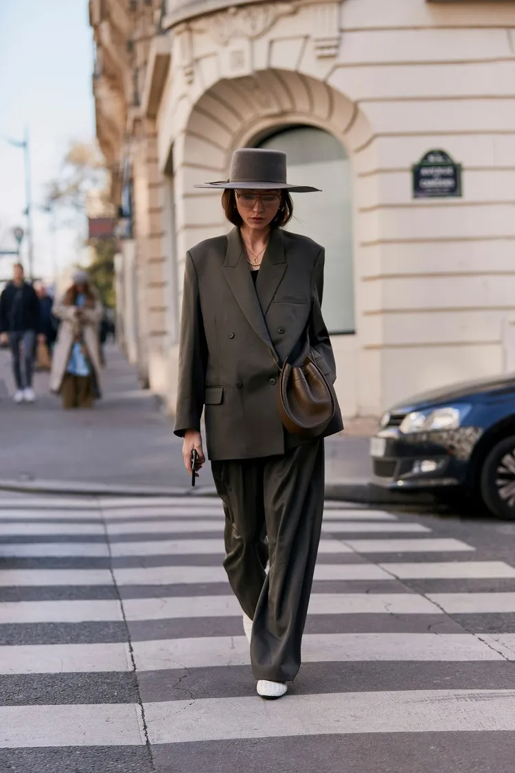 bolero wide brim hat dark brown oversized baggy trouser suit for women paris fashion week