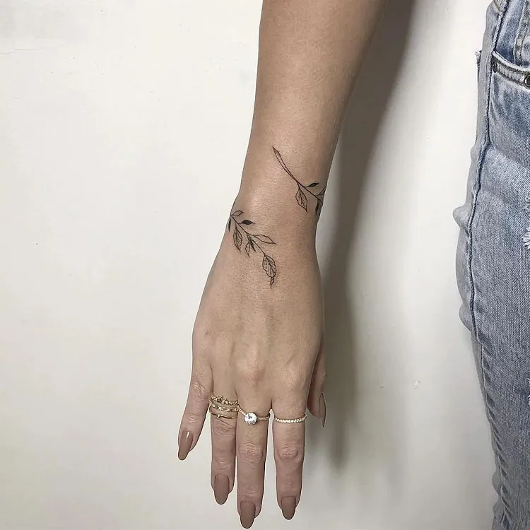 bracelet tattoos for women flower bracelet tattoos for women